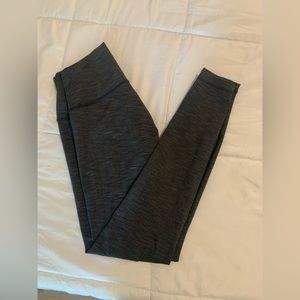 Lululemon Wunder Under 28” leggings